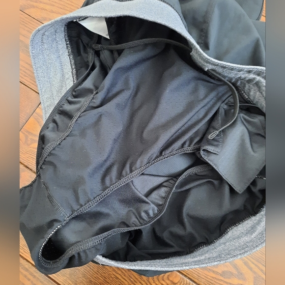 Columbia Running Shorts, Size Large, Black + Gray - Picture 7 of 7